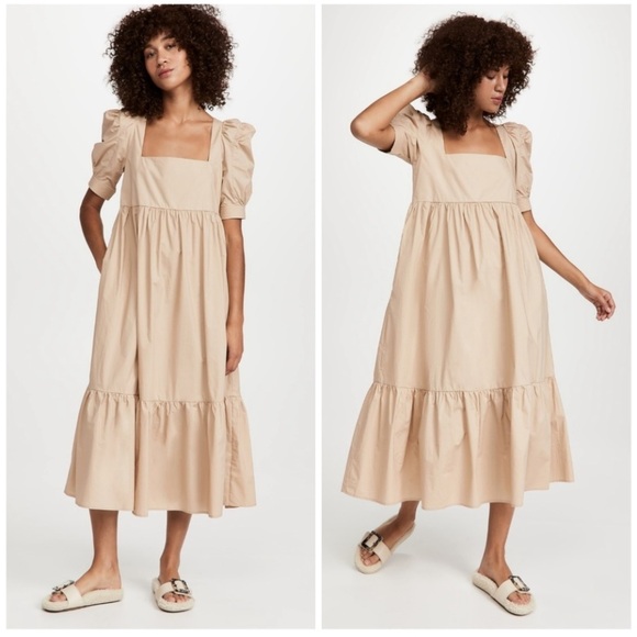 En Saison Dresses & Skirts - En Saison Beige Puff Sleeve Dress